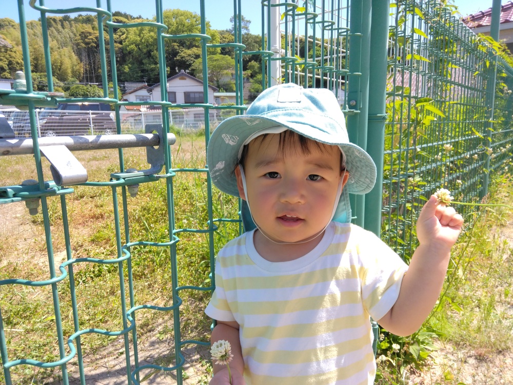 園庭遊びの様子 (5)