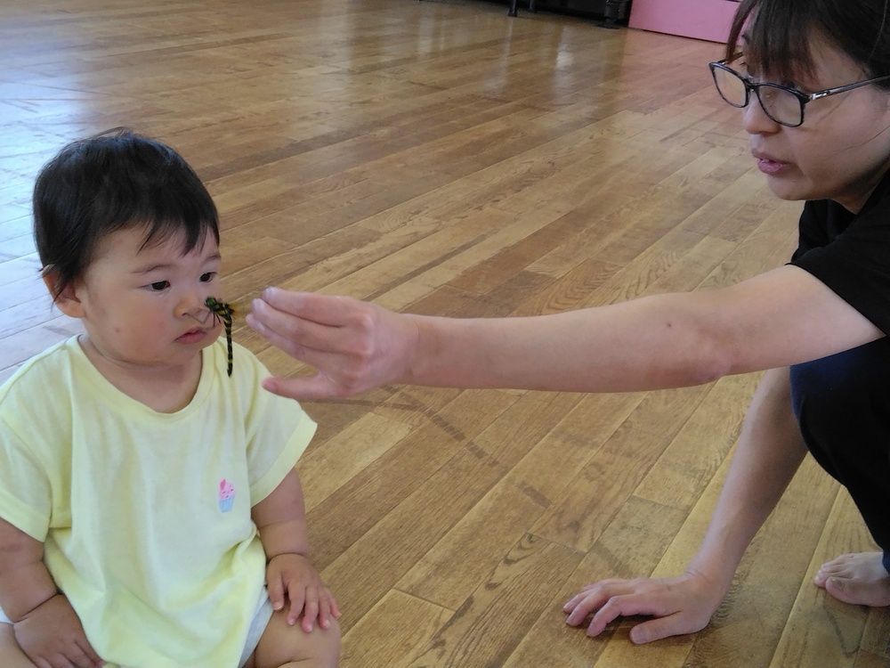 遊戯室で遊ぶ様子5