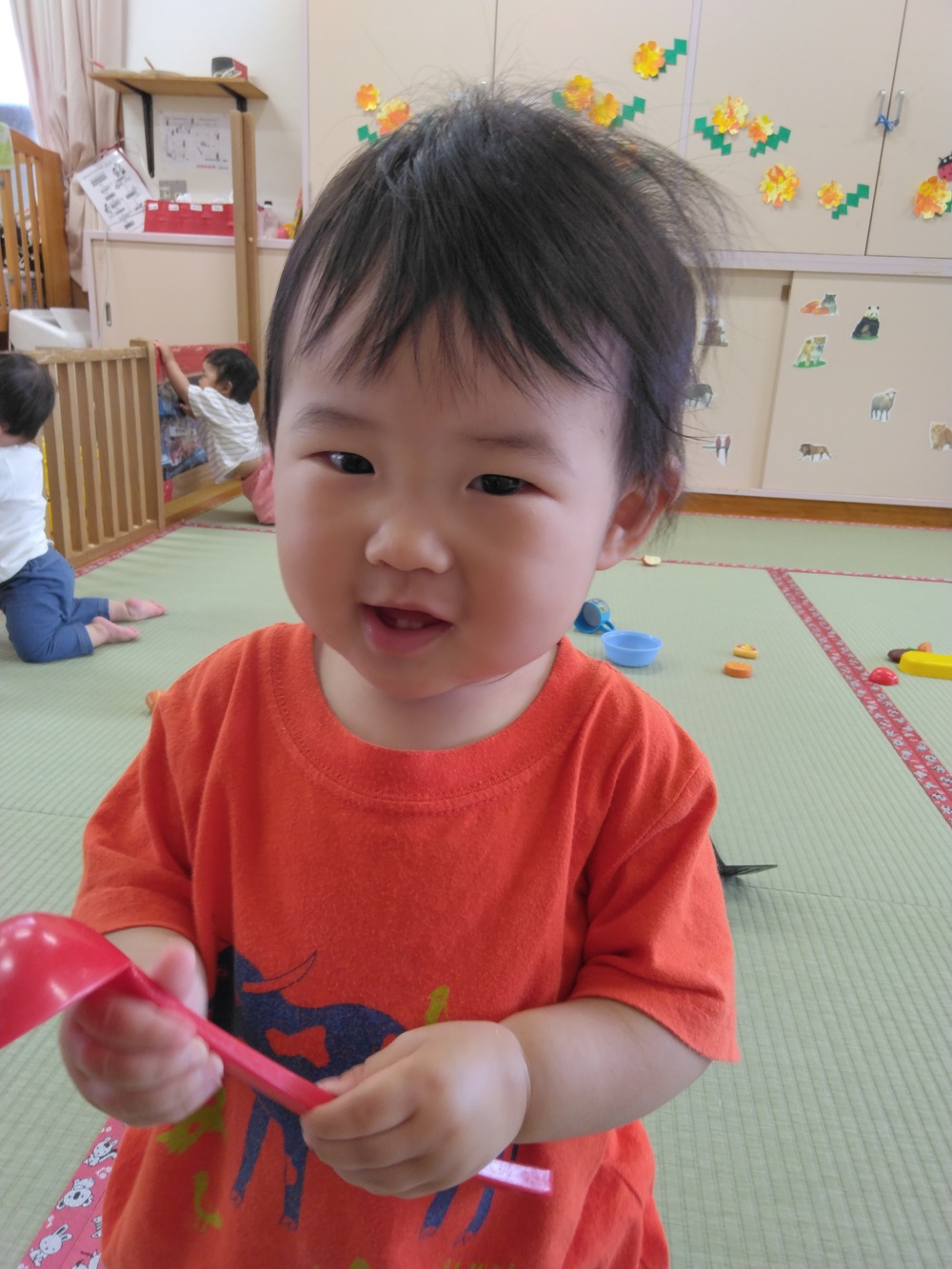 おままごとをする子ども５