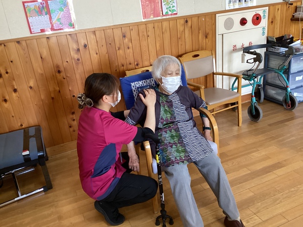 ストレッチ中です