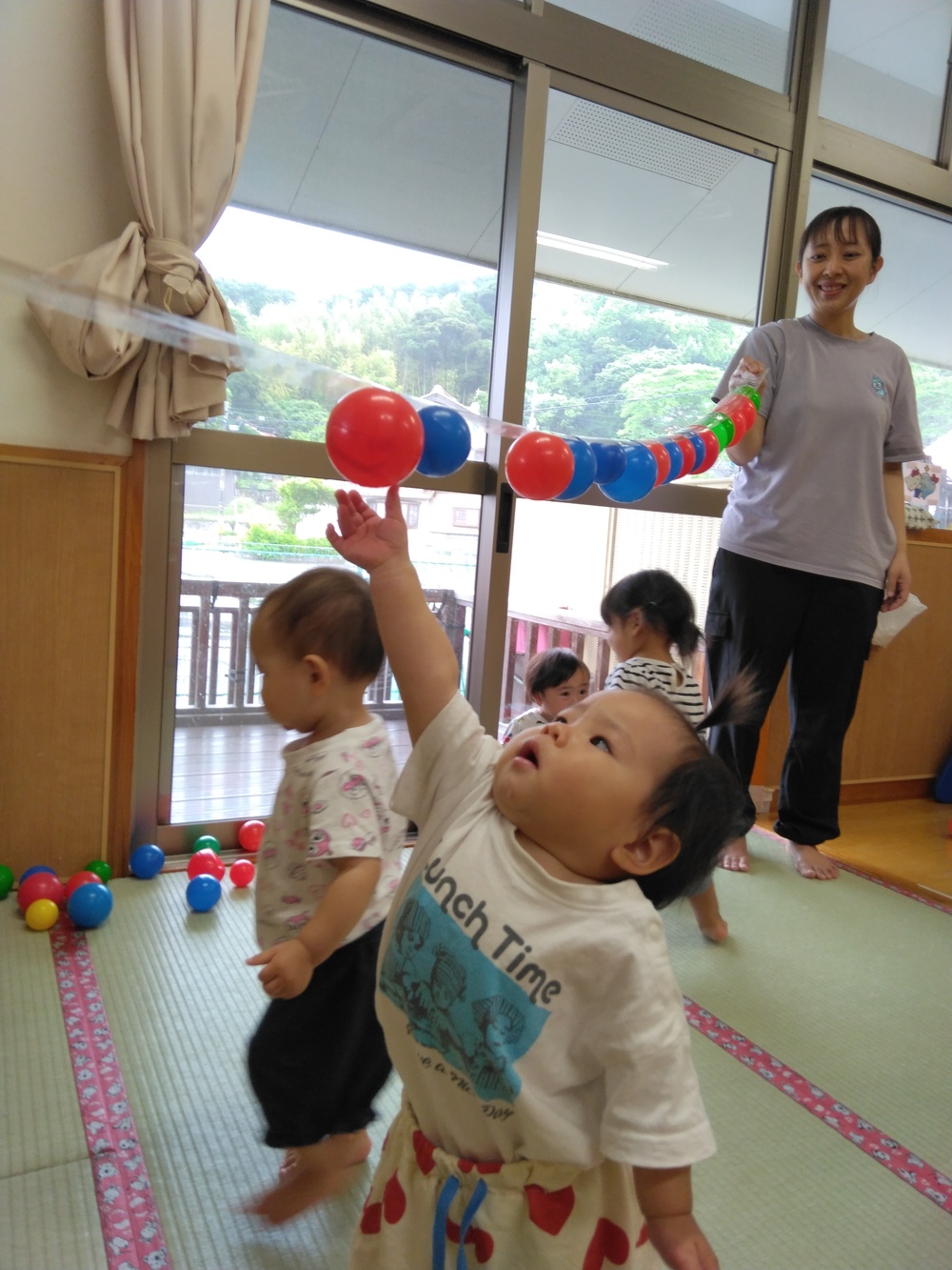 ボール遊びの様子⑵