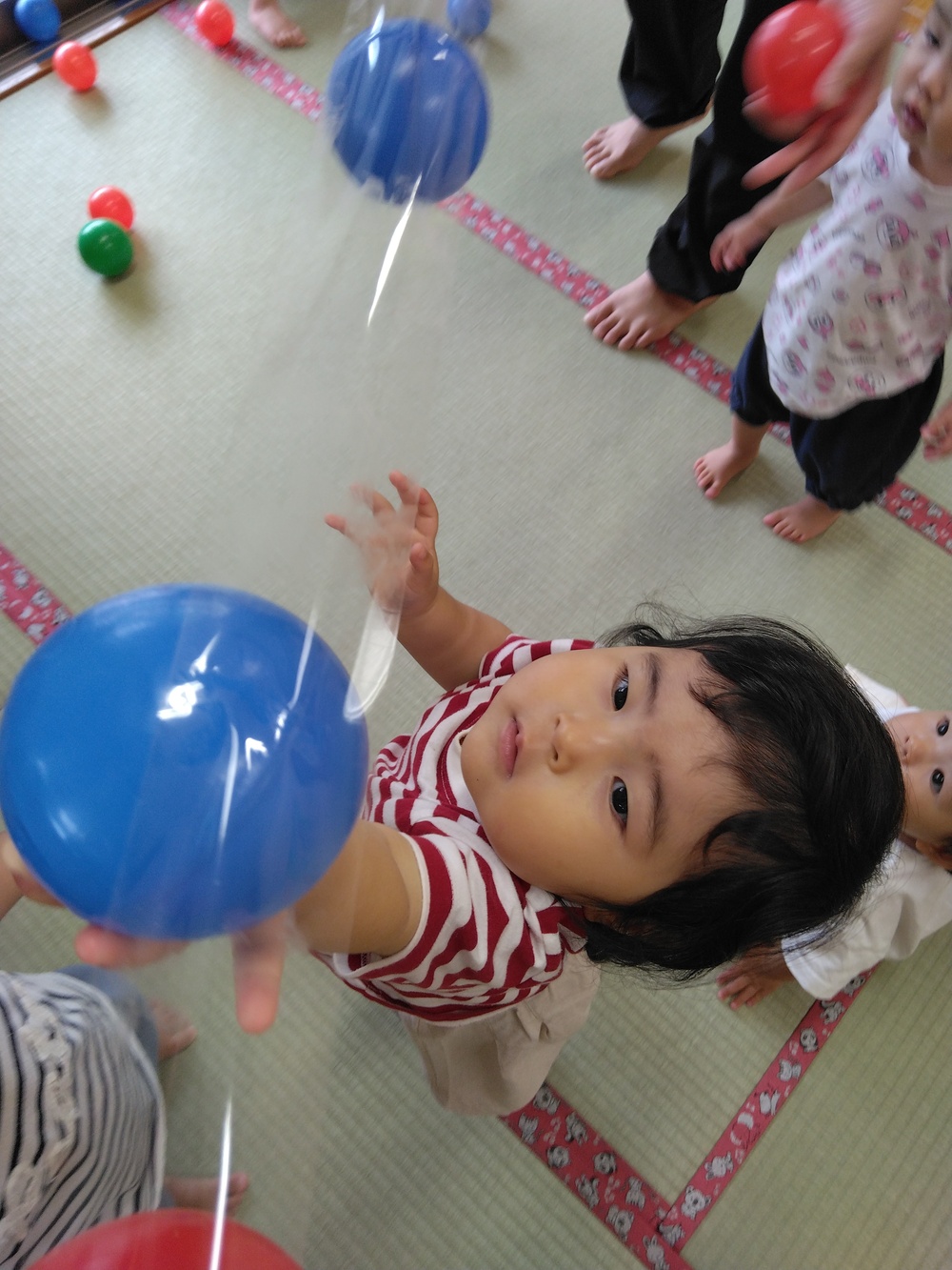 ボール遊びの様子⑶