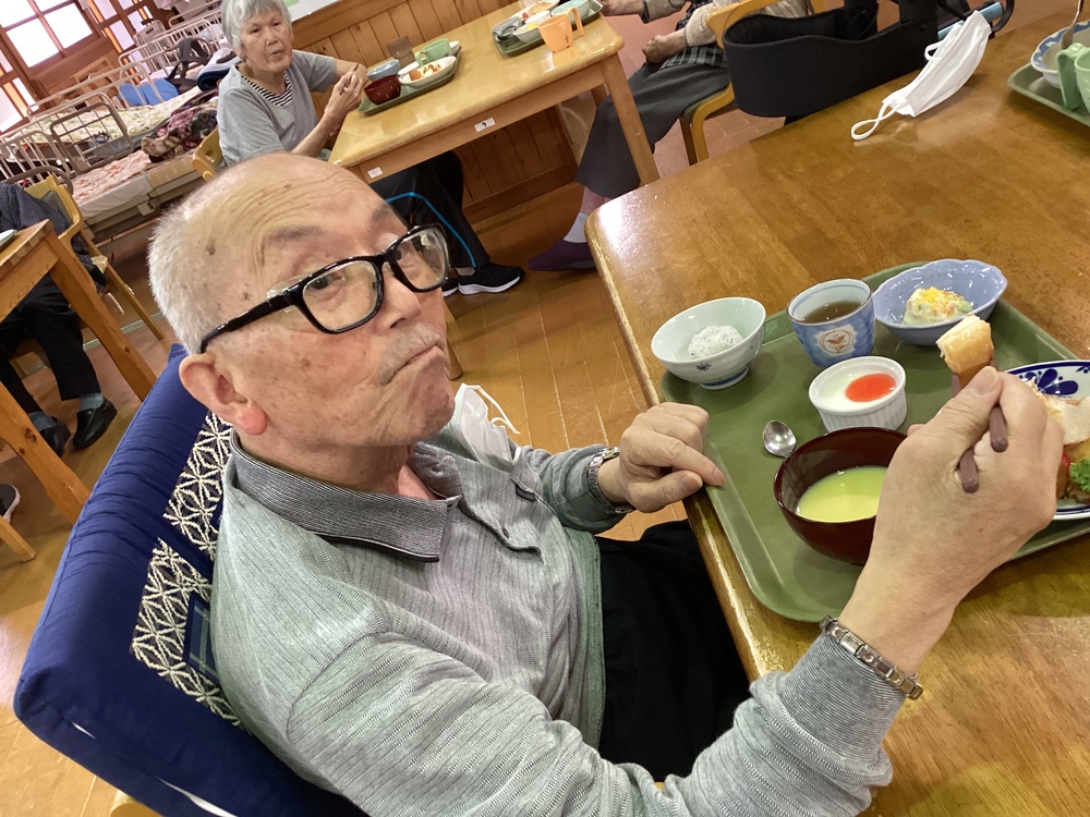 昼食