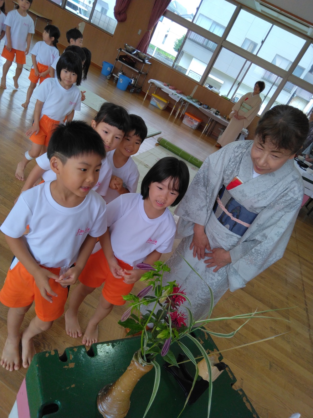 お茶のお稽古の様子１
