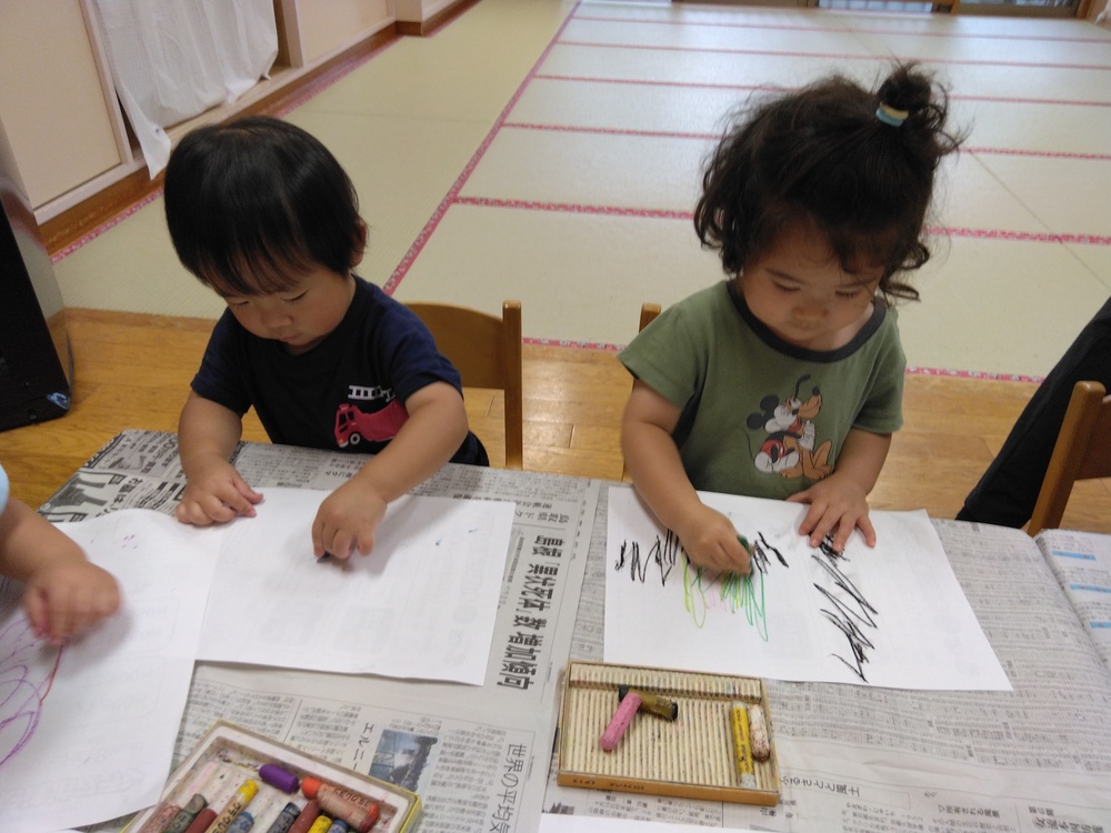 お絵かきの様子 (1)