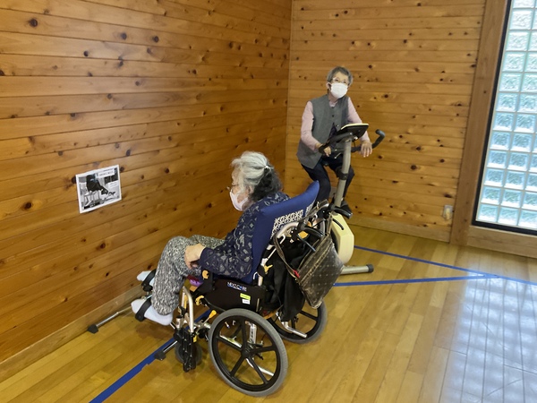 自転車中です