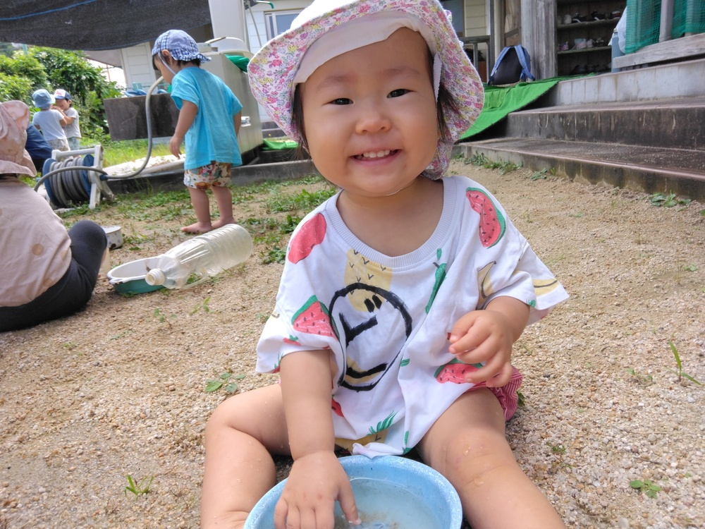 どろんこ遊びの様子⑵