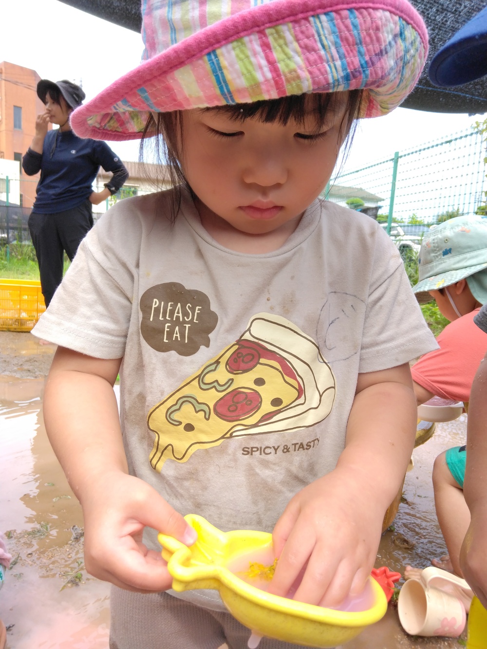 遊んでいる
