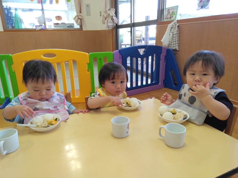 給食の様子