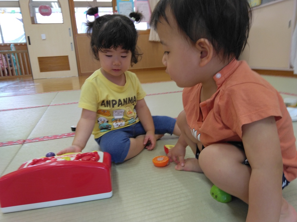 室内遊びの様子 (1)