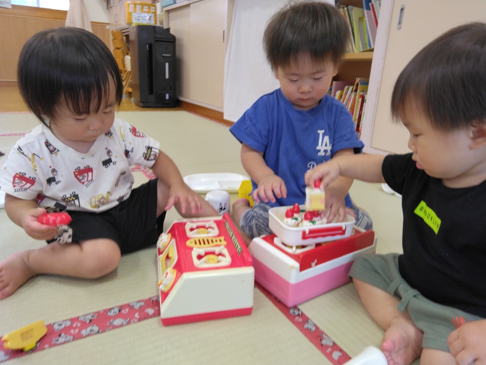 室内遊びの様子 (2)