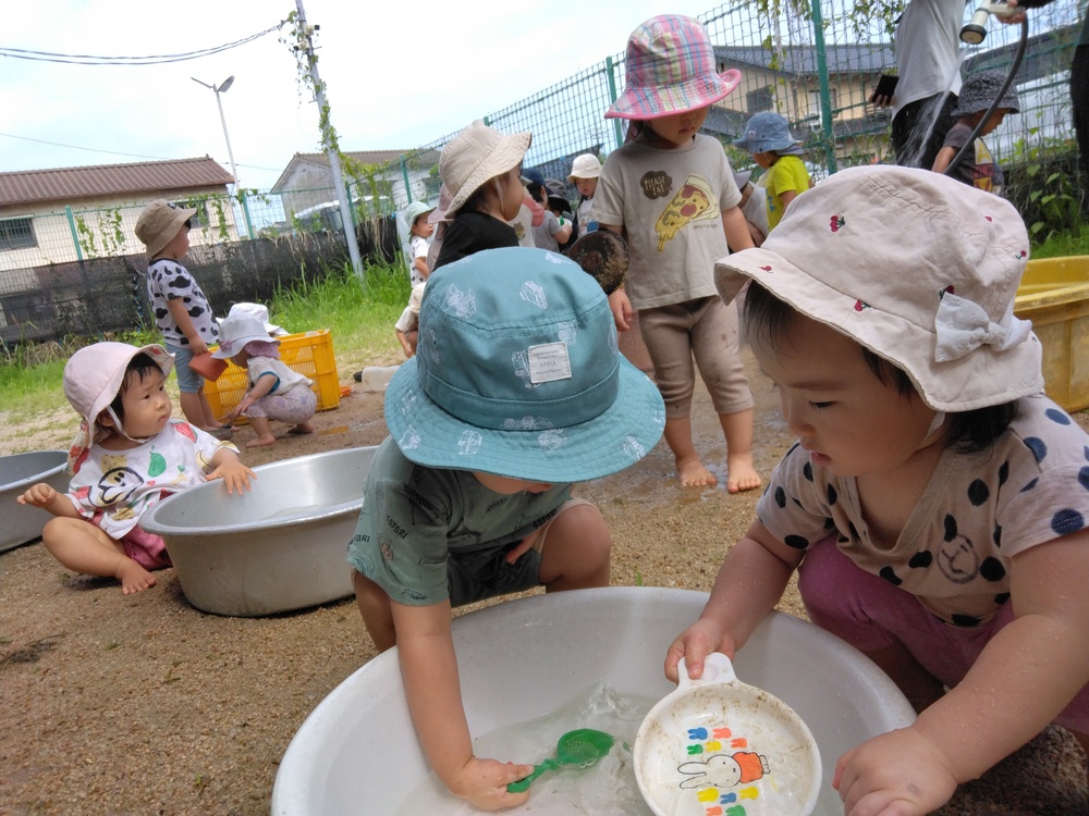 どろんこ遊びの様子