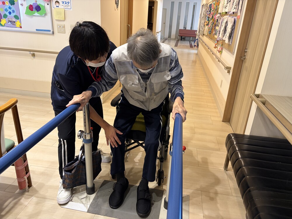 立ち上がっている様子