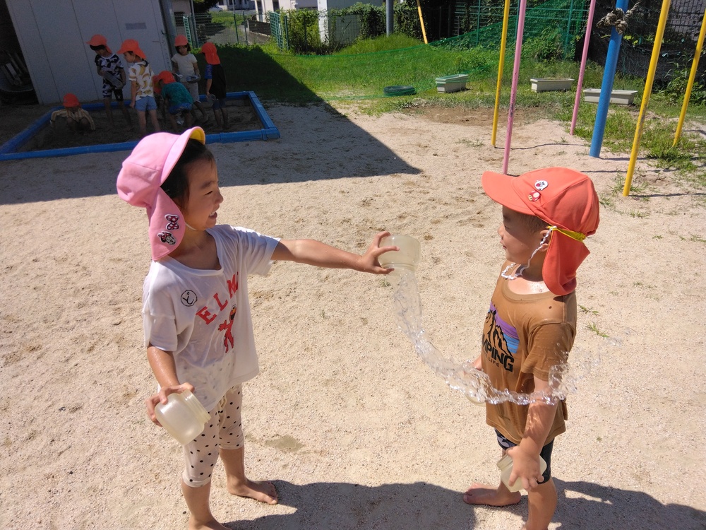 どろんこ遊びの様子１