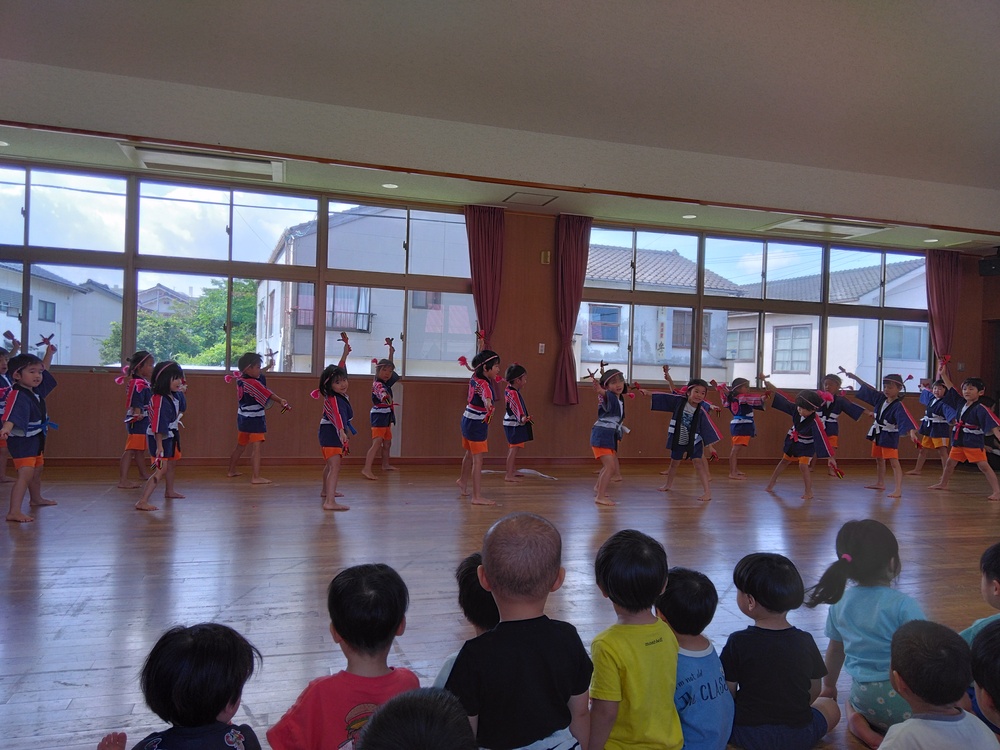 ソーラン節を踊る様子1
