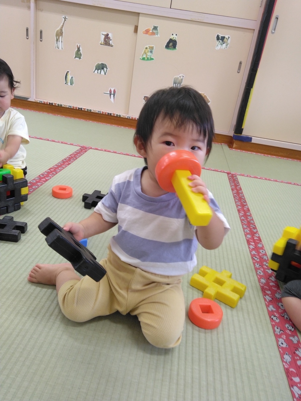 ブロックで遊ぶ様子5