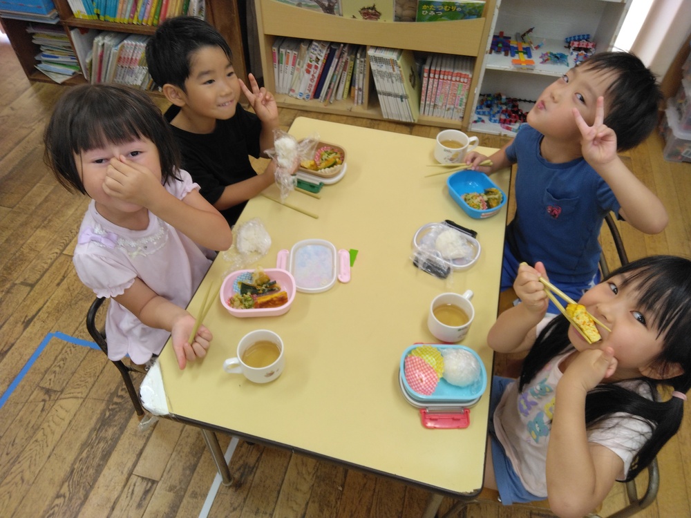 お弁当ごっこ6