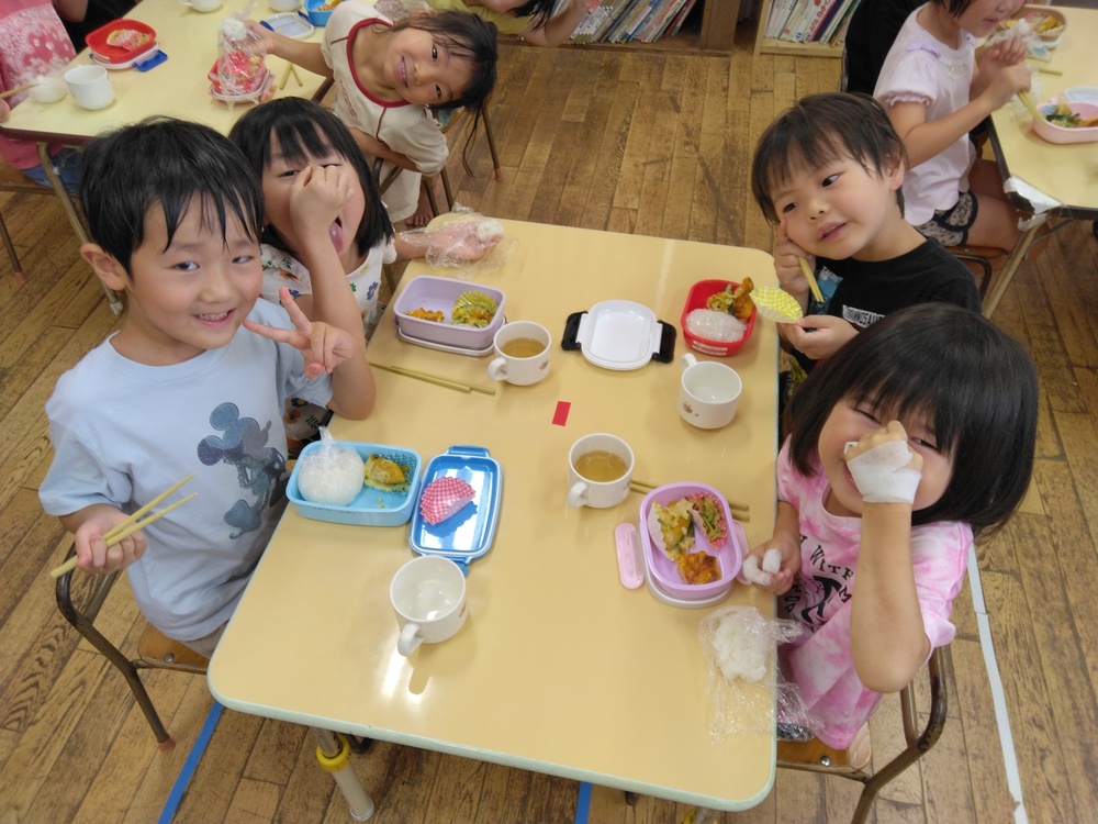お弁当ごっこ7