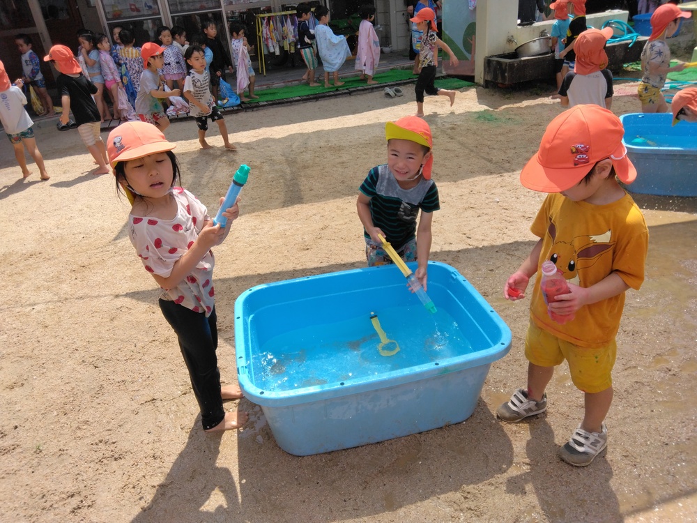 どろんこ遊びの様子3