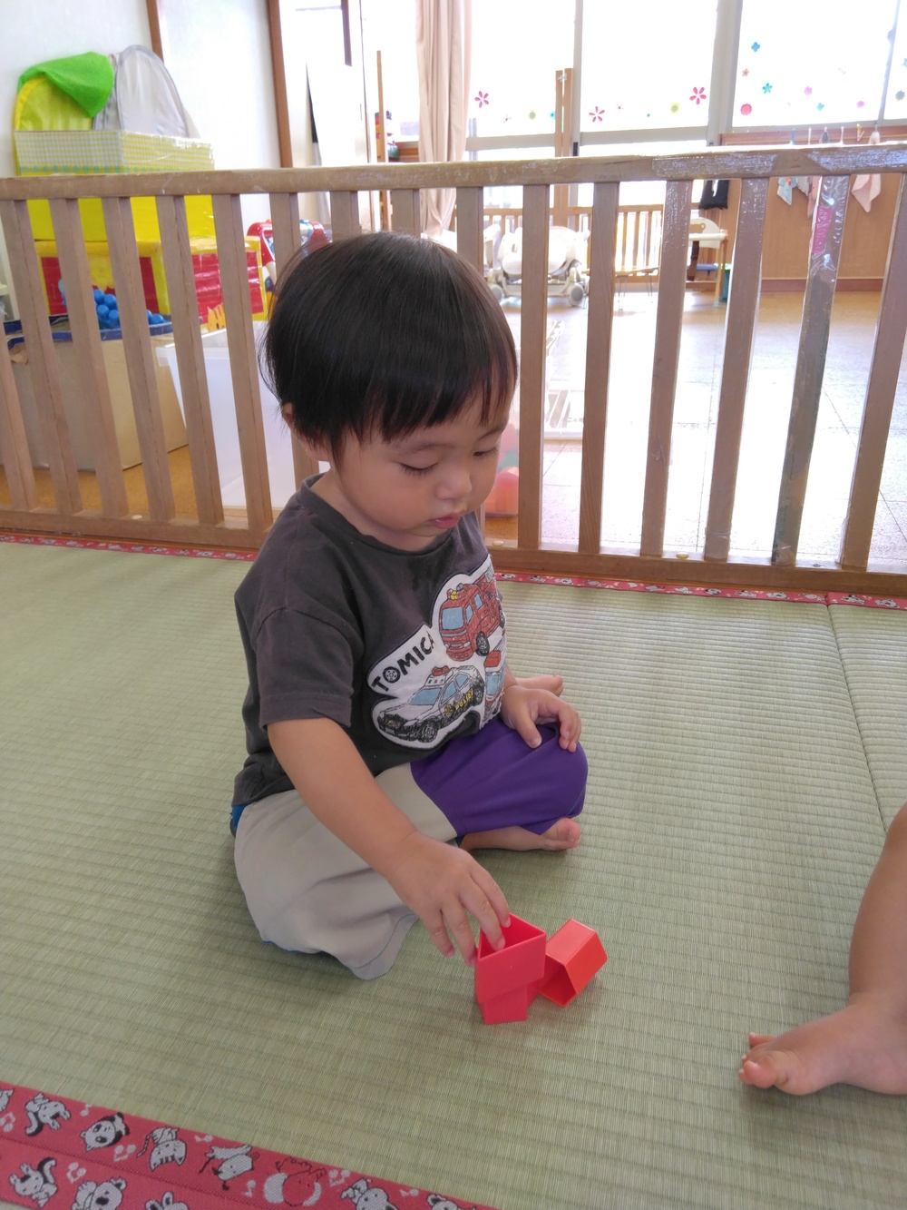 型はめで遊ぶ様子5