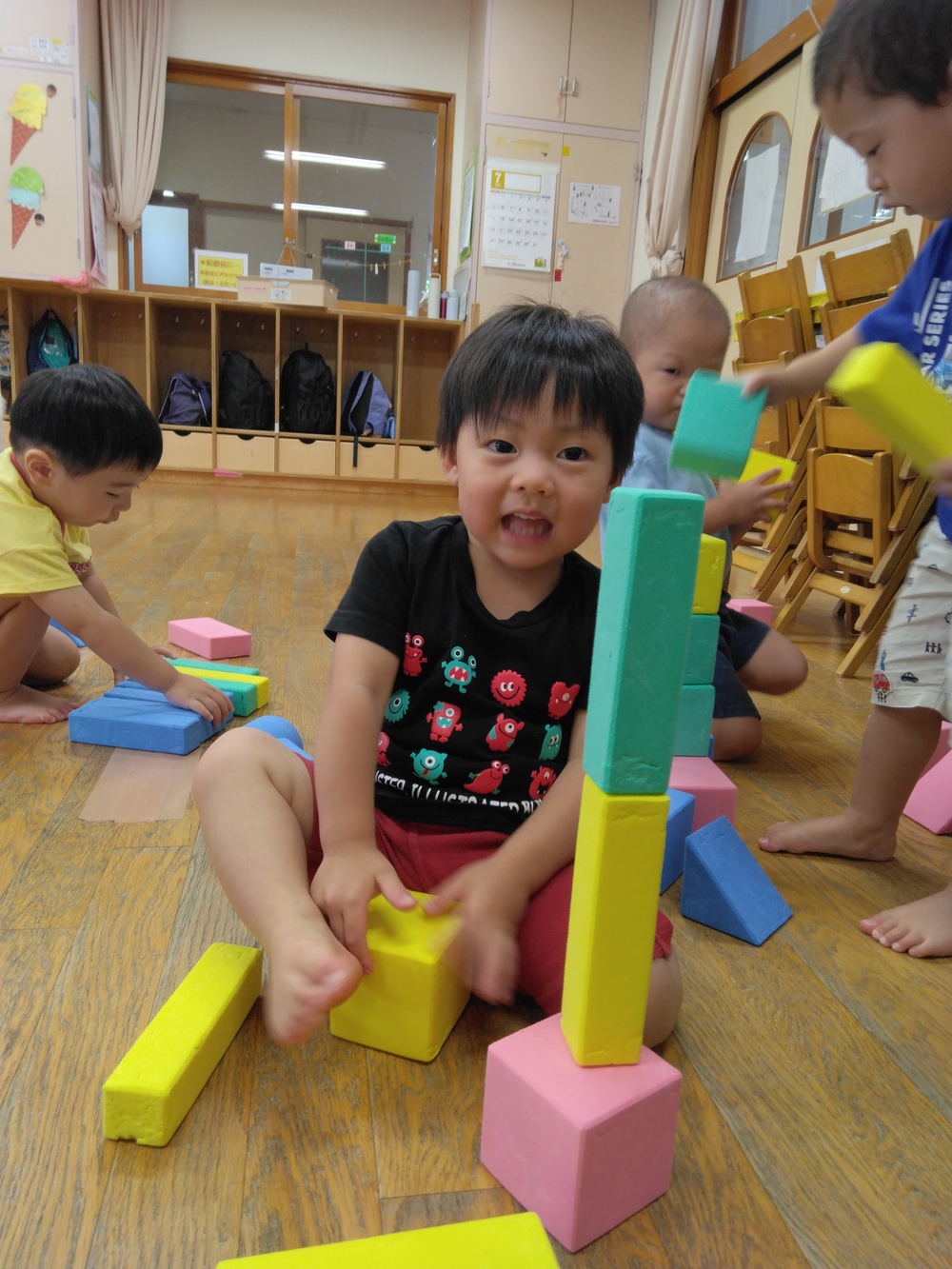 パステルブロックをしている
