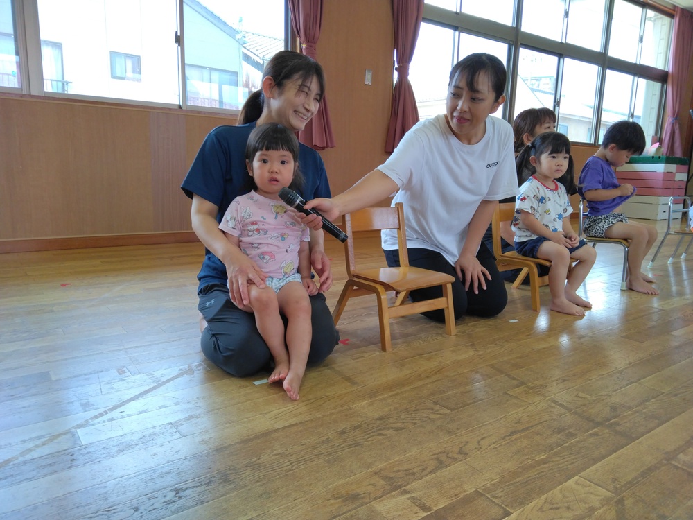 誕生会の様子 (27)