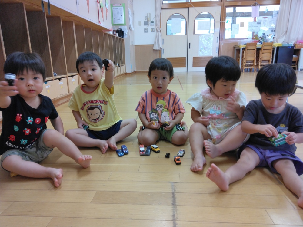 遊んでいる
