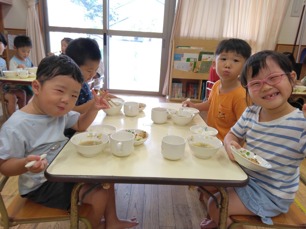 給食