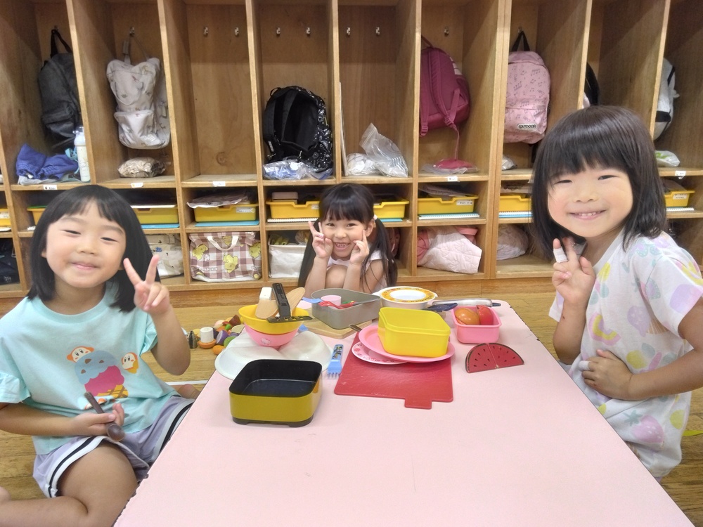 おままごとをしている様子