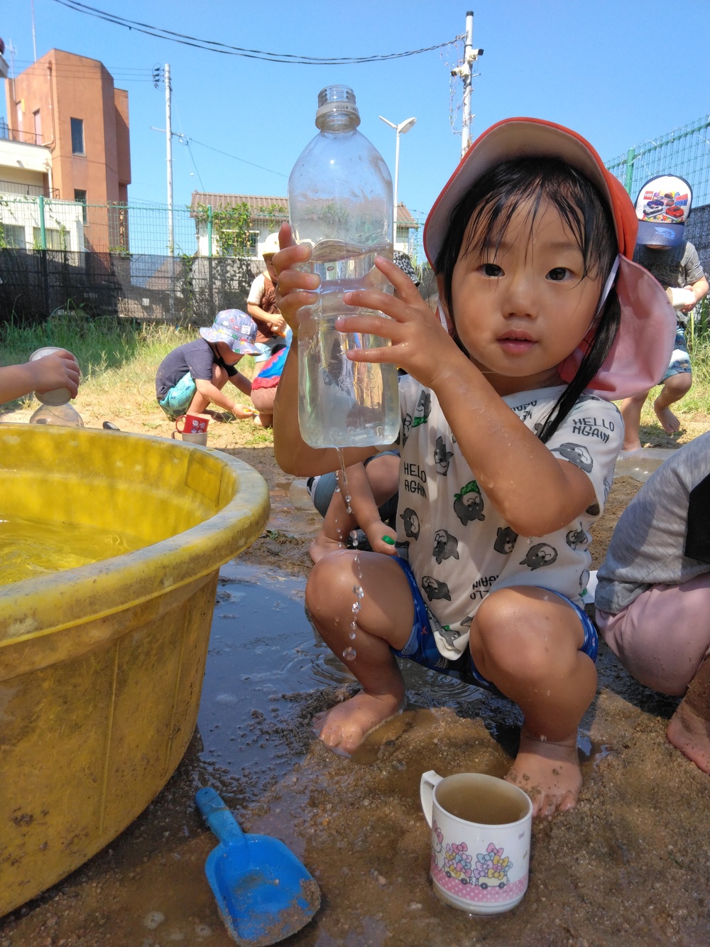 泥んこ遊び