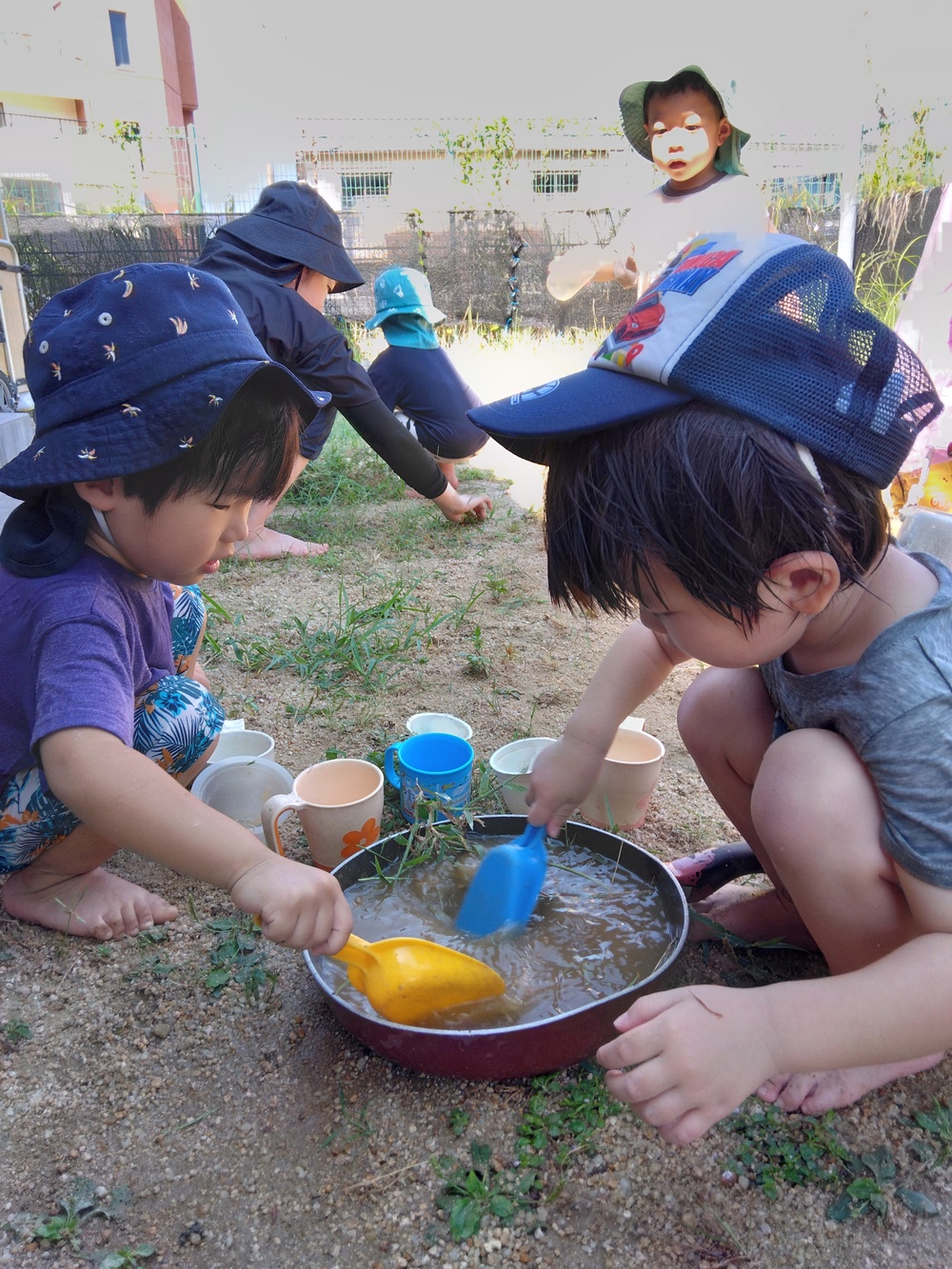泥んこ遊び