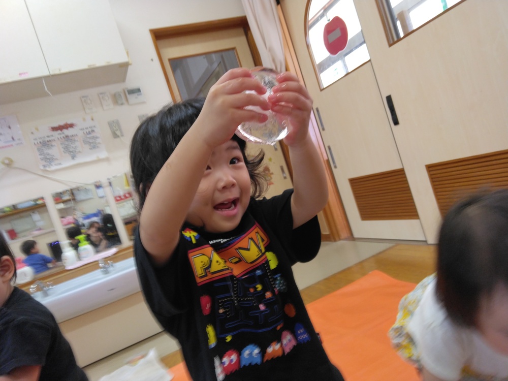 氷遊びの様子 (5)
