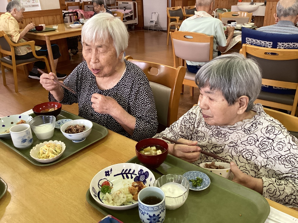 昼食