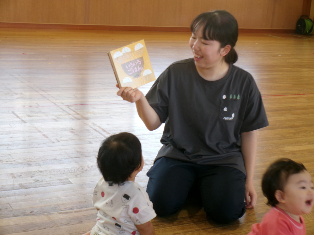 おはなし会の様子