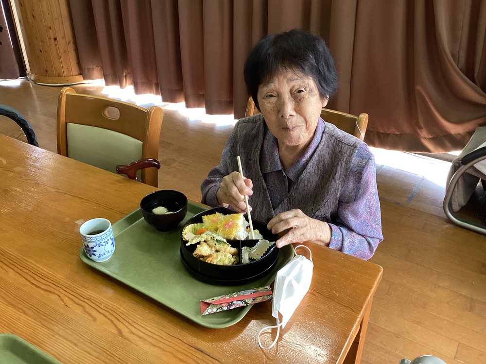 半月弁当