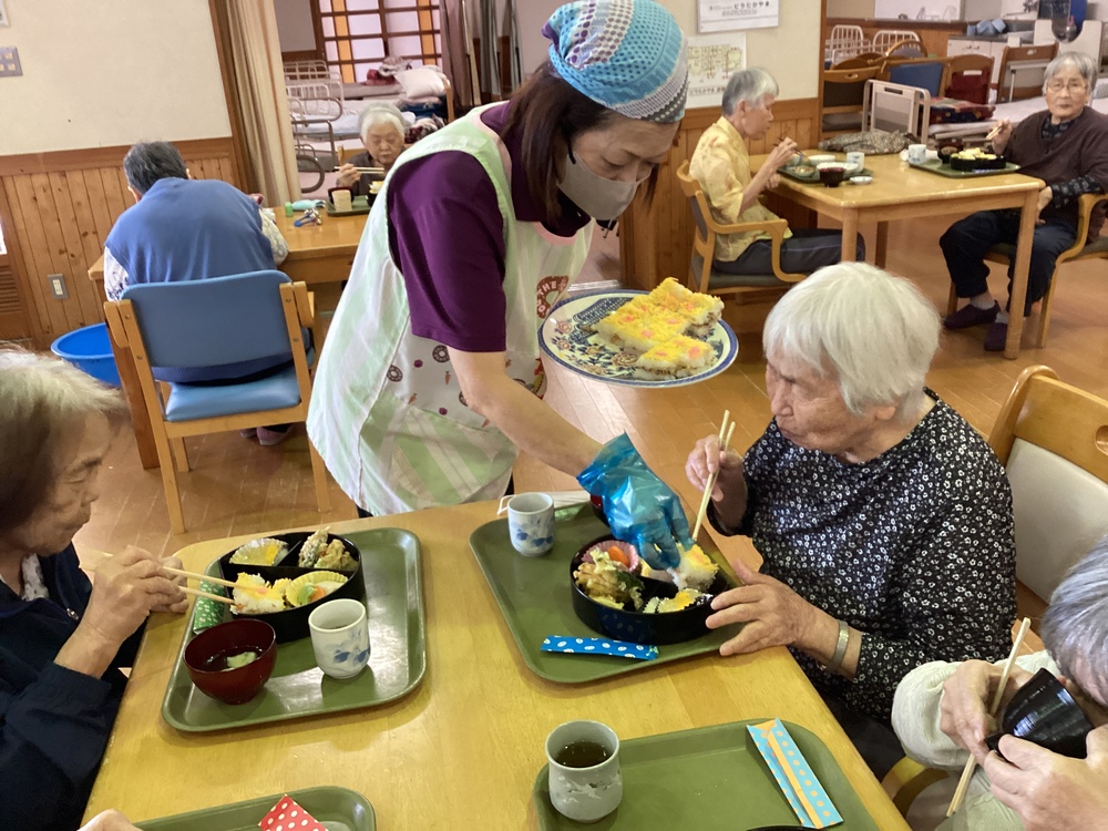半月弁当