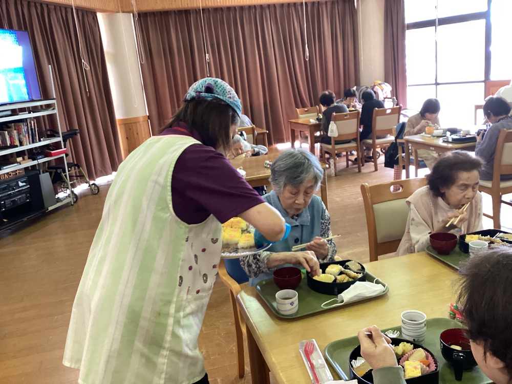 半月弁当