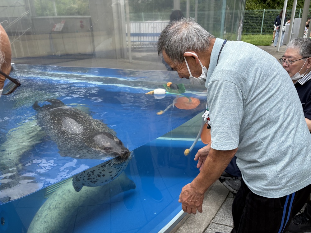 アクアス