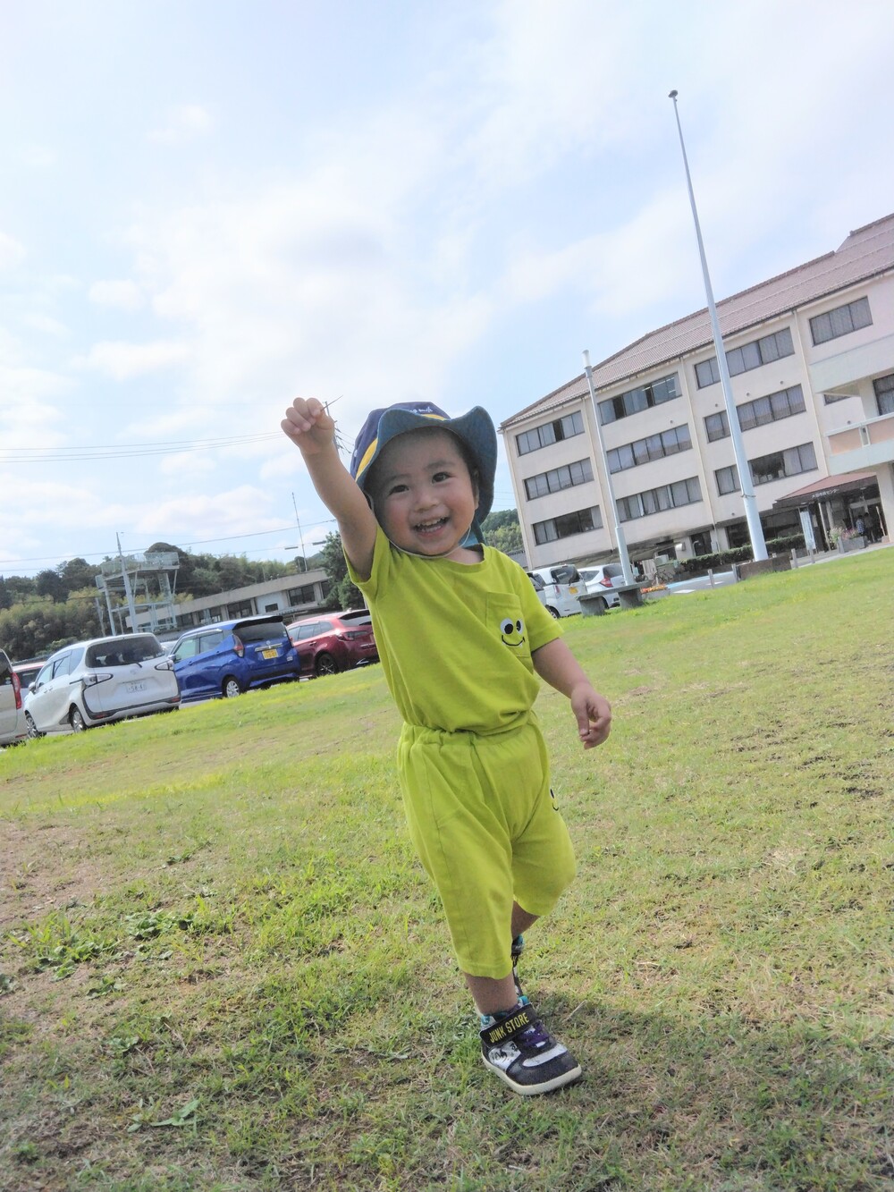 市民会館で遊ぶ子ども (6)
