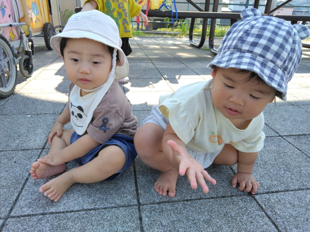 あすてらす公園で遊ぶ子ども (2)