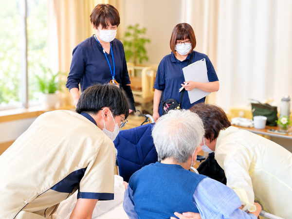 高齢者を支える医療ケアチーム