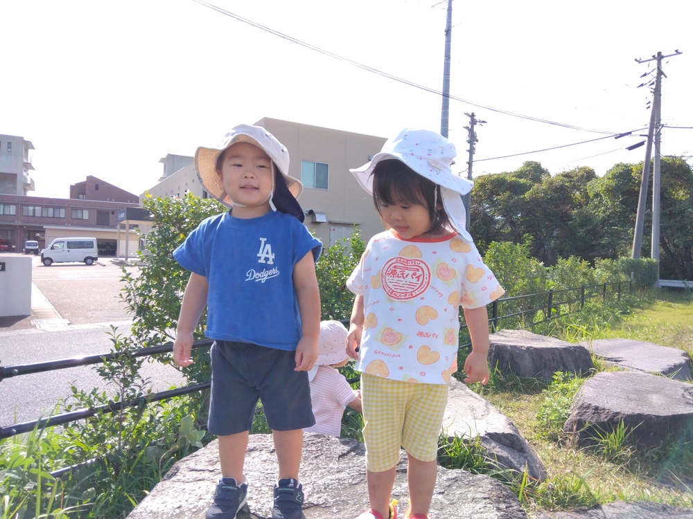 駅北公園で遊ぶりんご組の子ども (3)