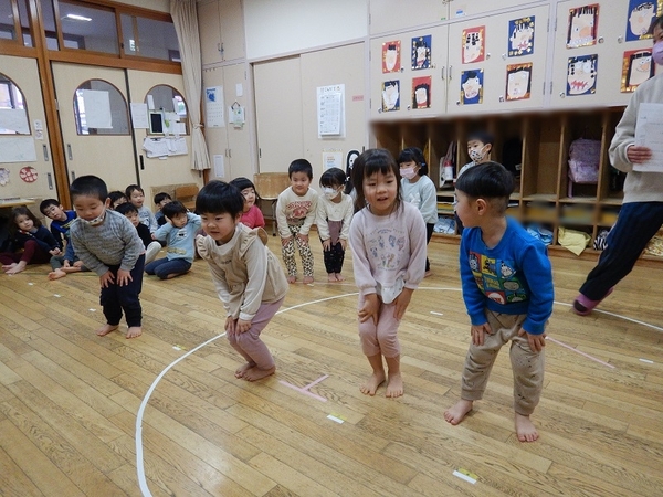 お楽しみ会の練習の様子 