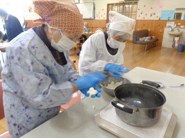 おやつ作り