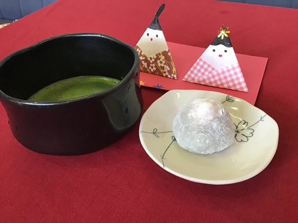 お抹茶とお菓子