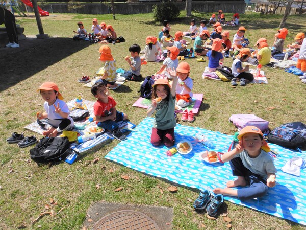 ばす組　デリバリー給食　鳴滝公園 