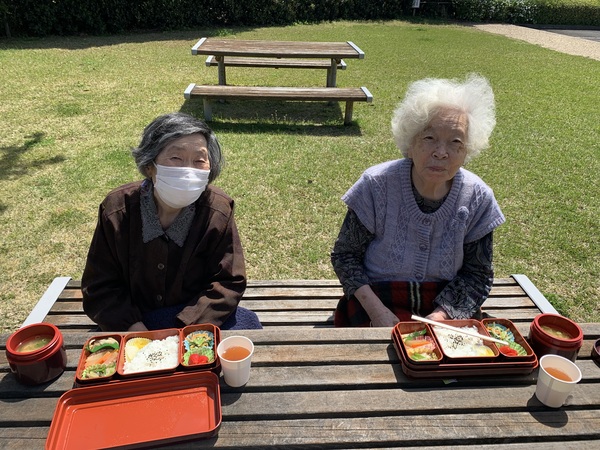 屋外食