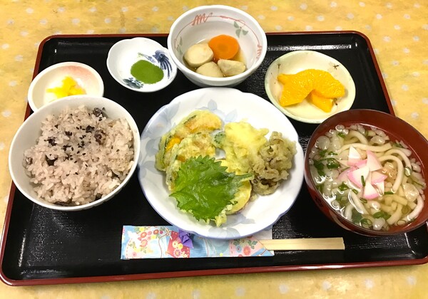 昼食