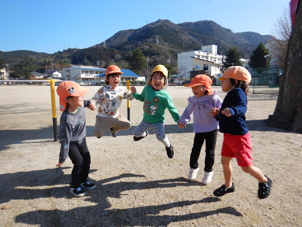 小学校で遊ぶ