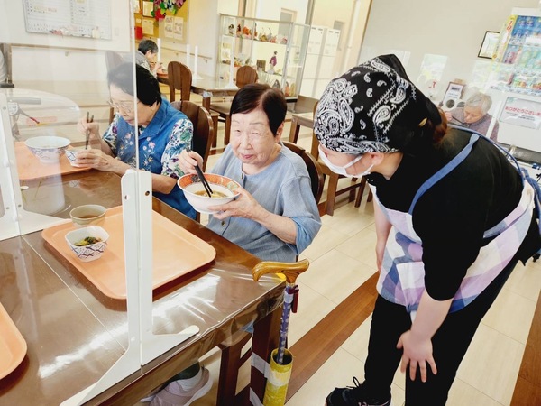 食事の様子